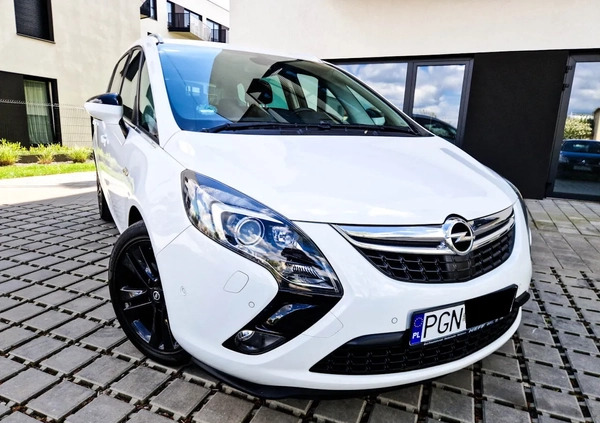 Opel Zafira cena 40900 przebieg: 182480, rok produkcji 2015 z Gniezno małe 232